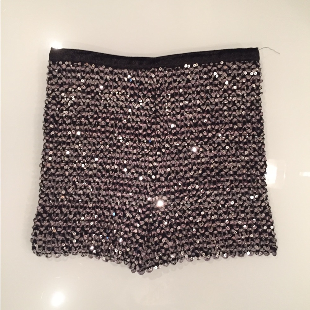 Swool sequin shorts - Picture 2 of 2